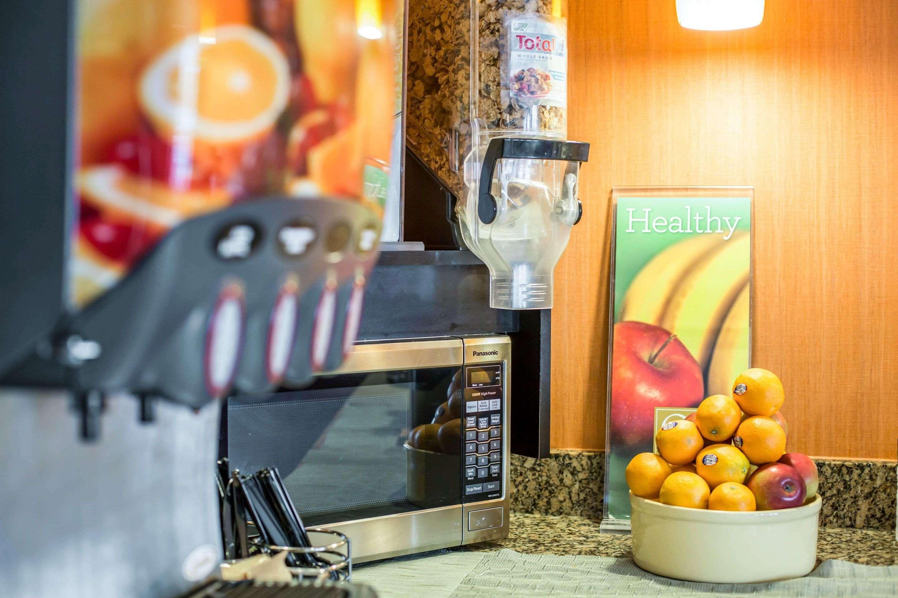 Quality Inn Colchester - Burlington Bagian luar foto