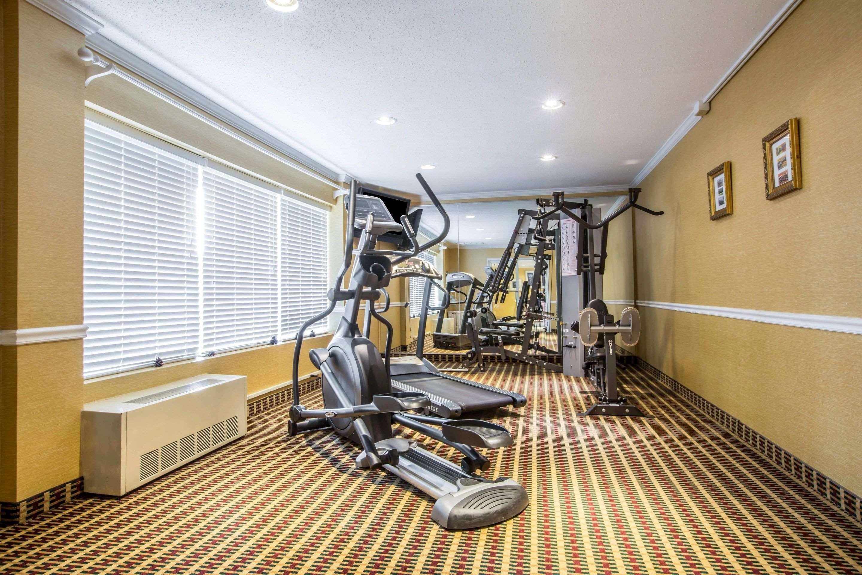 Quality Inn Colchester - Burlington Bagian luar foto