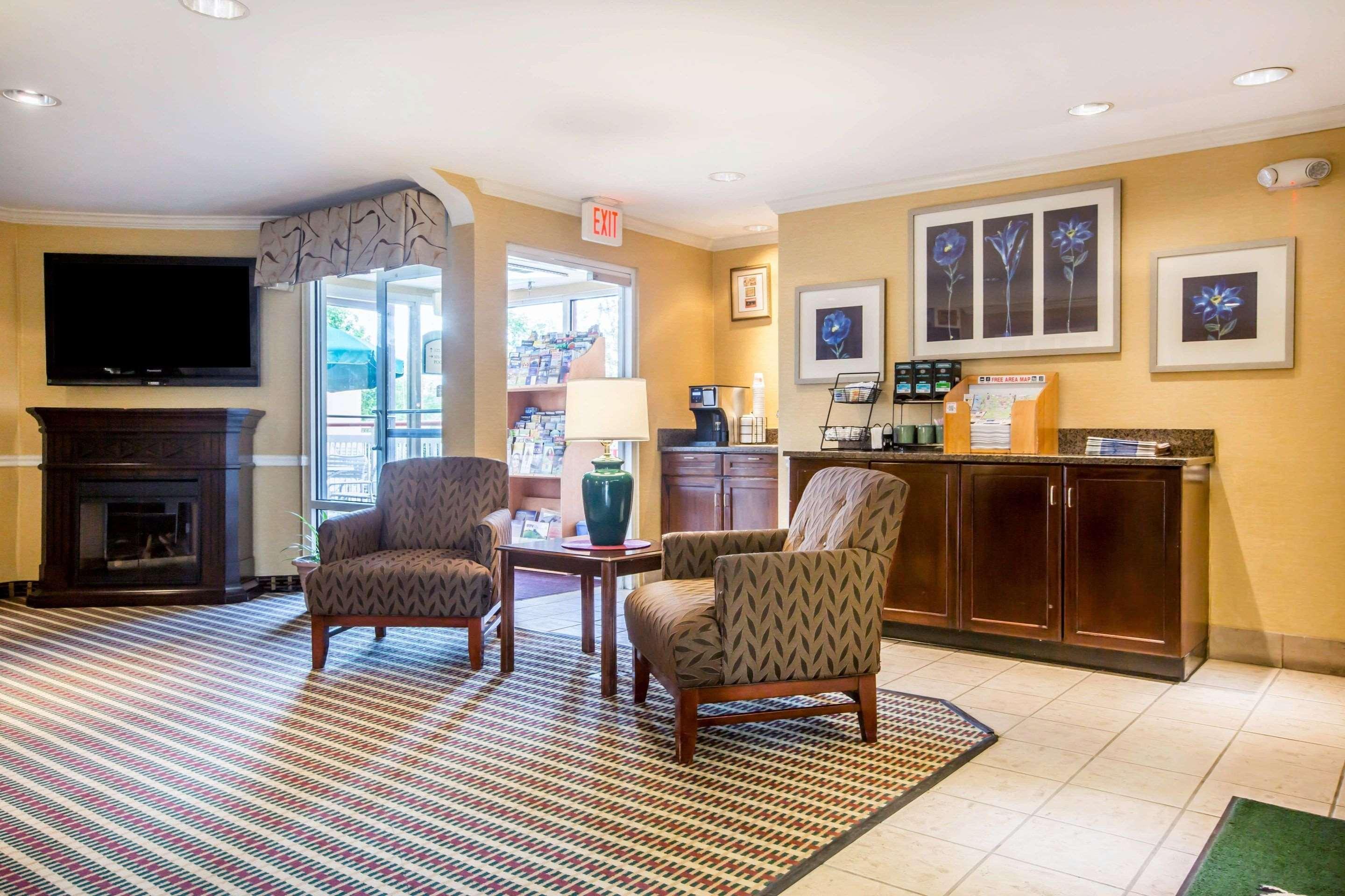 Quality Inn Colchester - Burlington Bagian luar foto