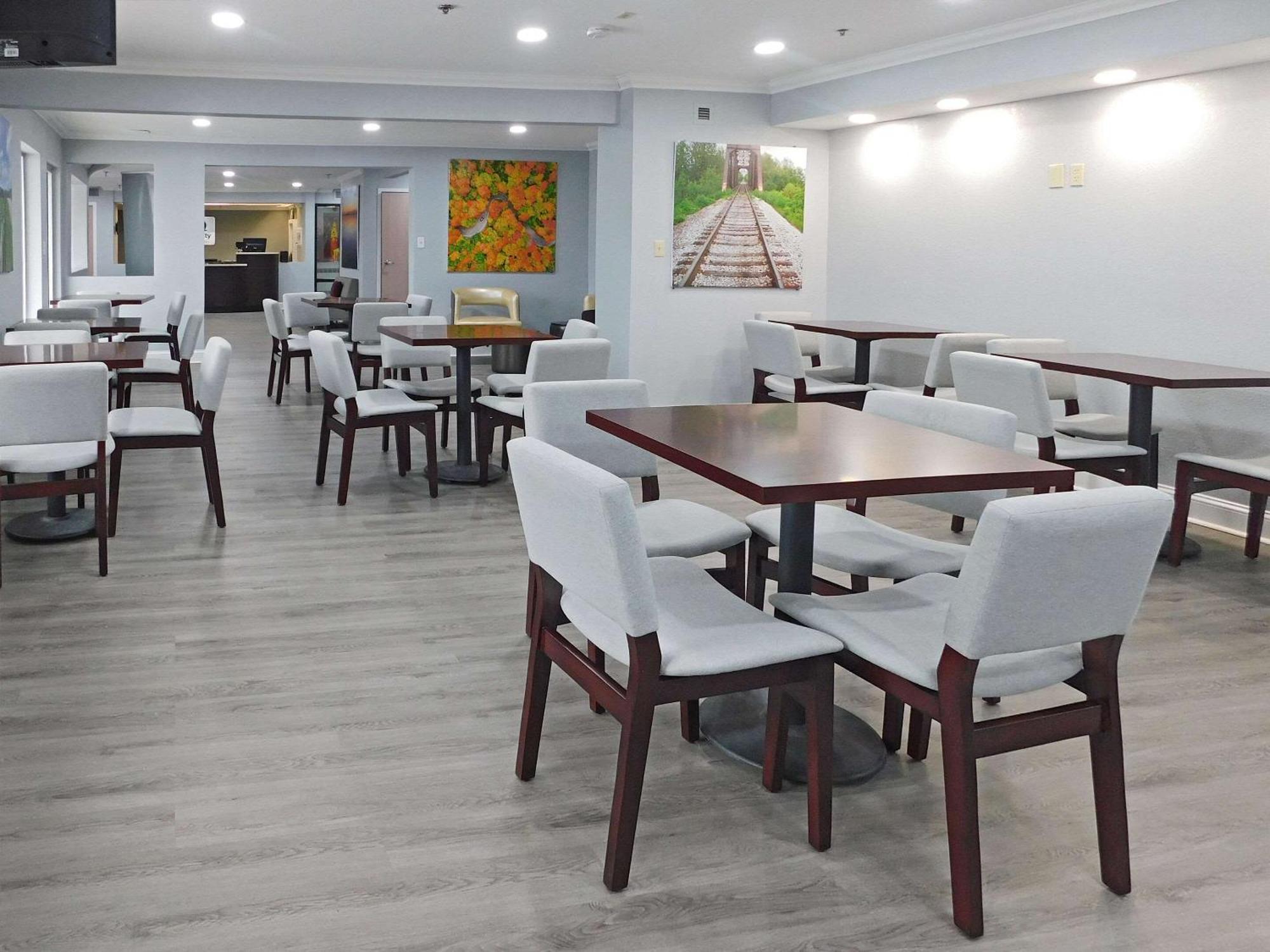 Quality Inn Colchester - Burlington Bagian luar foto