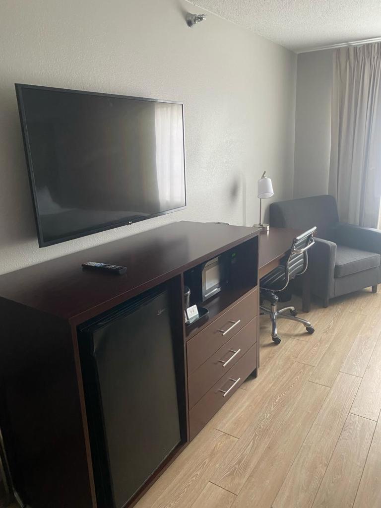 Quality Inn Colchester - Burlington Bagian luar foto
