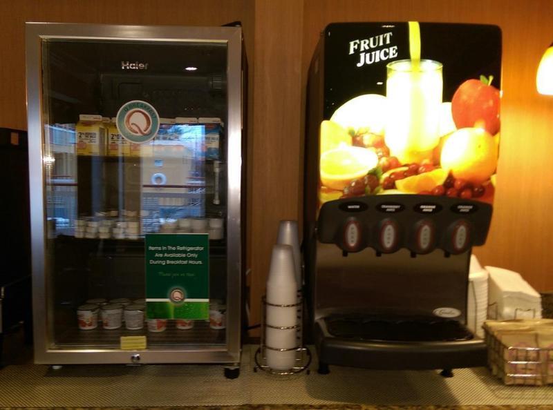 Quality Inn Colchester - Burlington Bagian luar foto