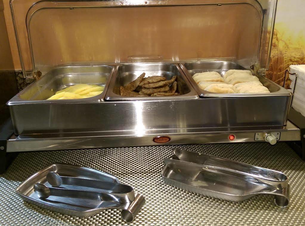Quality Inn Colchester - Burlington Bagian luar foto
