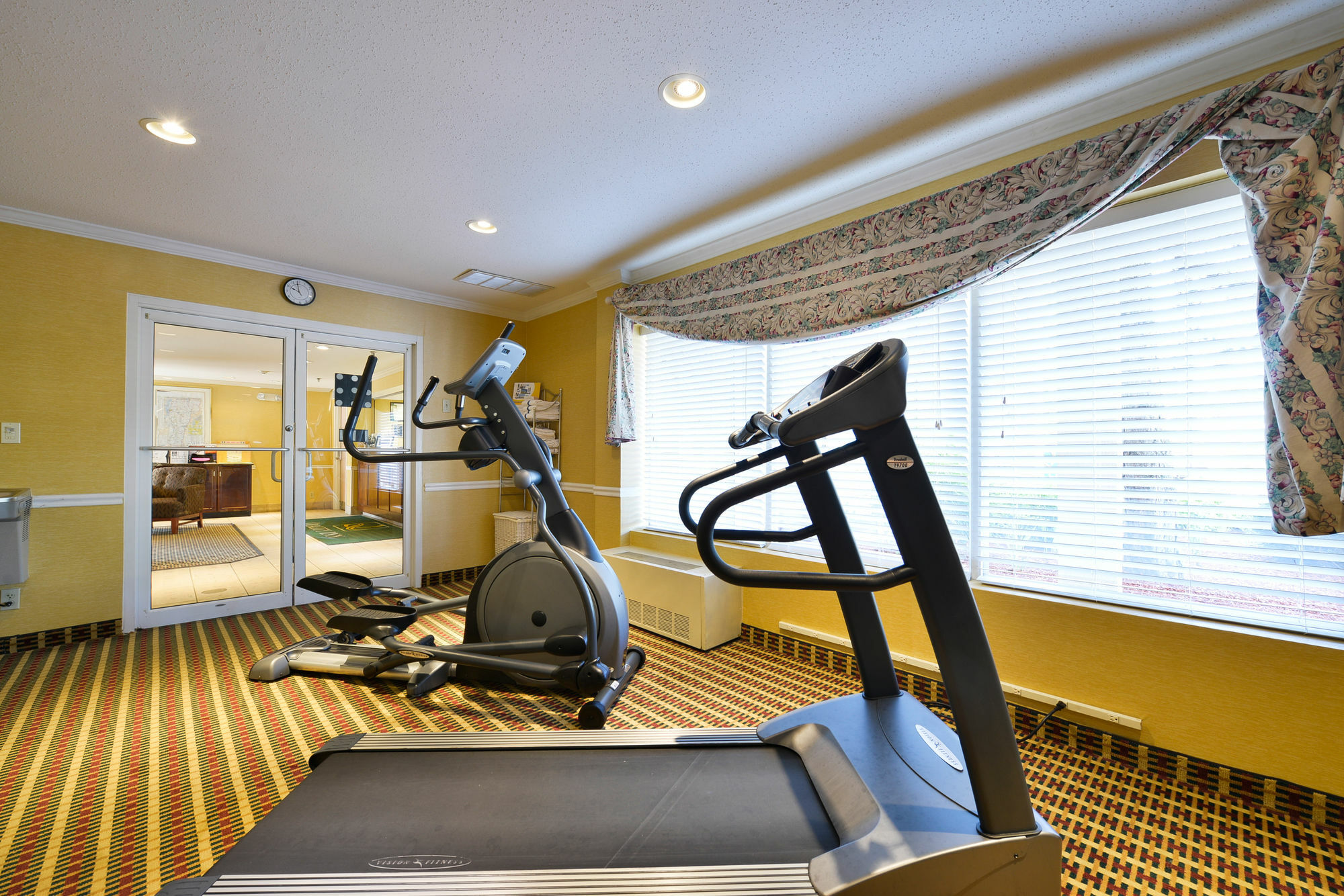 Quality Inn Colchester - Burlington Bagian luar foto